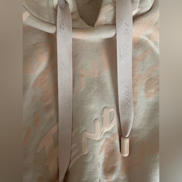 FENDI hoodie - Picture 4 of 7